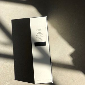 Oribe Royal Blowout Spray